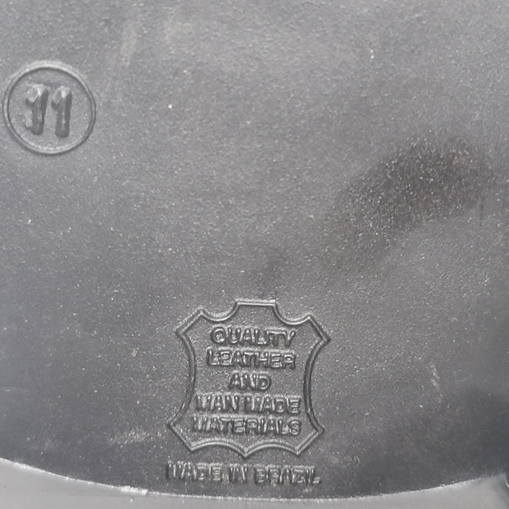 Sleek Black Women's Sandals - Picture 5 of 5